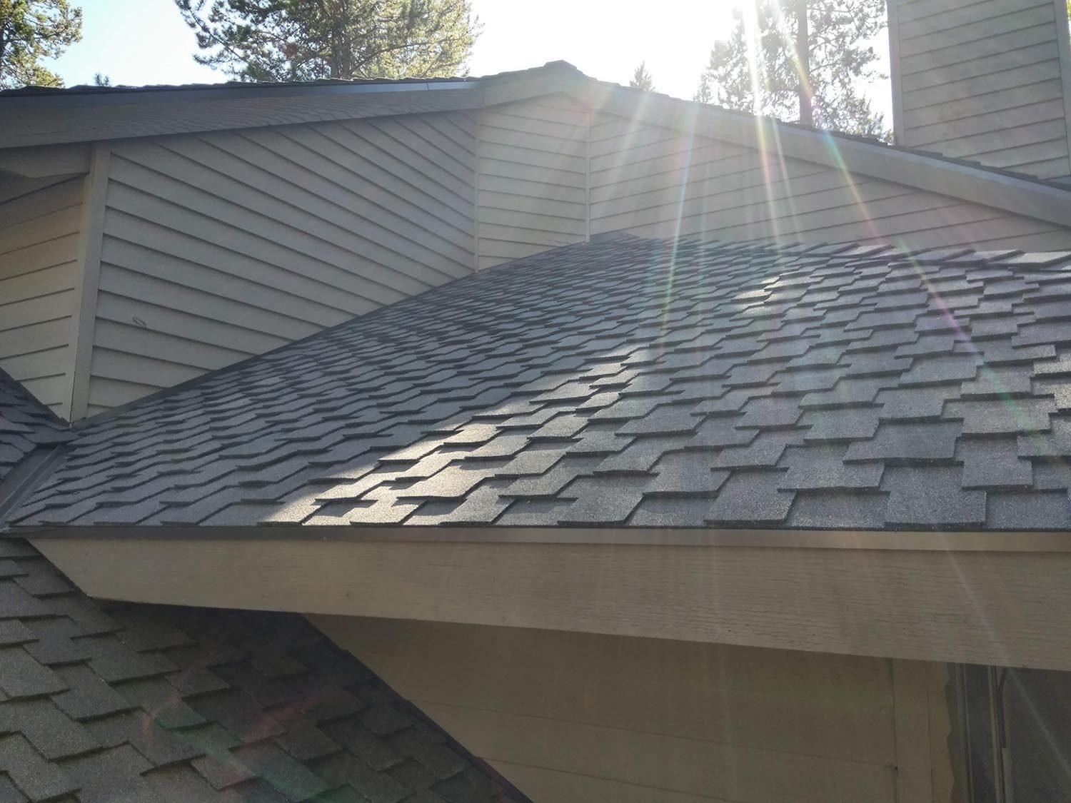 New residential roof installed by Sawtooth Roofing.